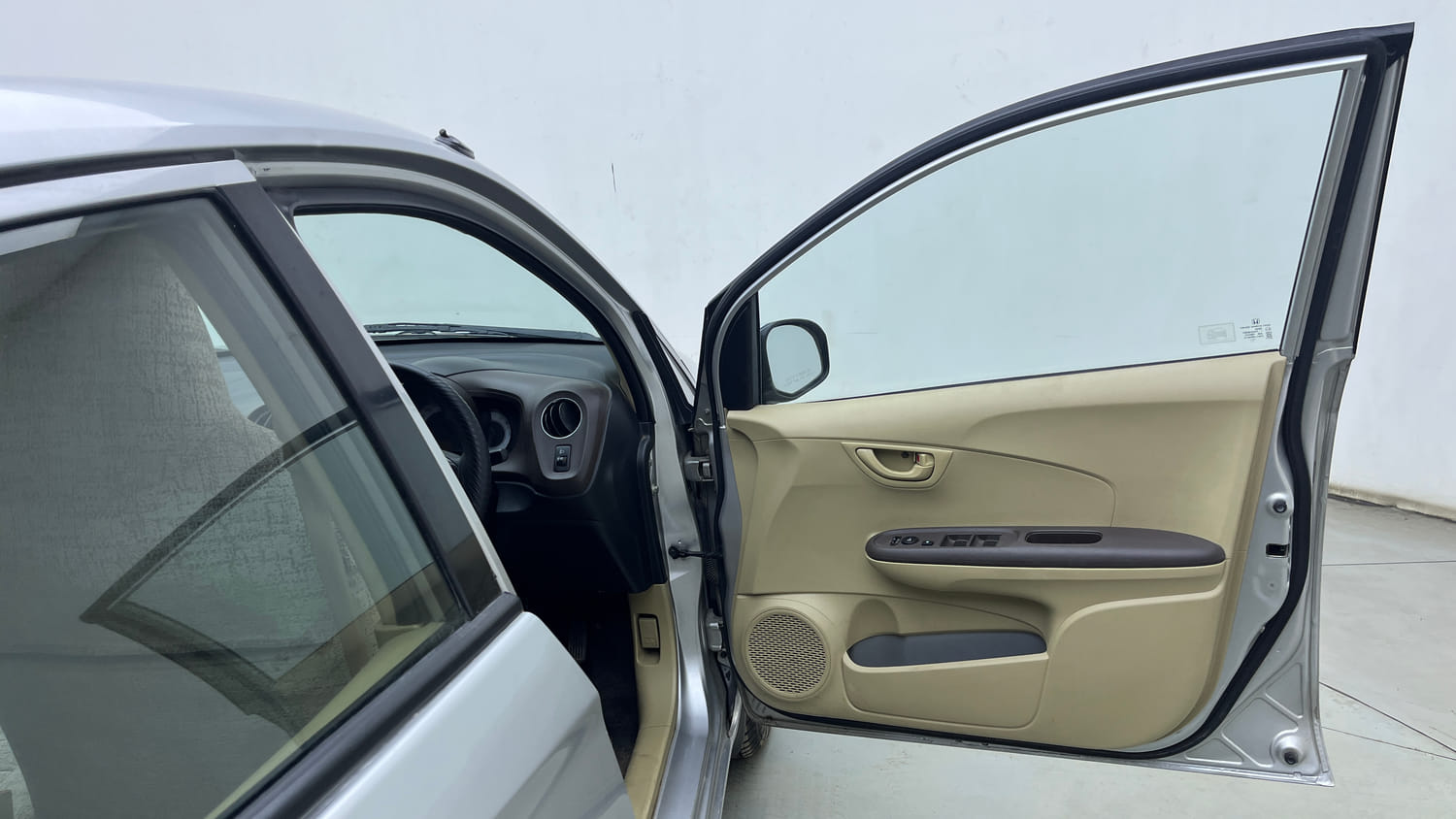Used 2014 Honda Brio S MT Petrol Manual interior RIGHT FRONT DOOR OPEN VIEW