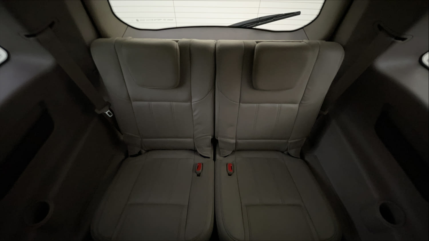 Used 2018 Mahindra XUV500 W10 Diesel Manual interior THIRD ROW SEAT