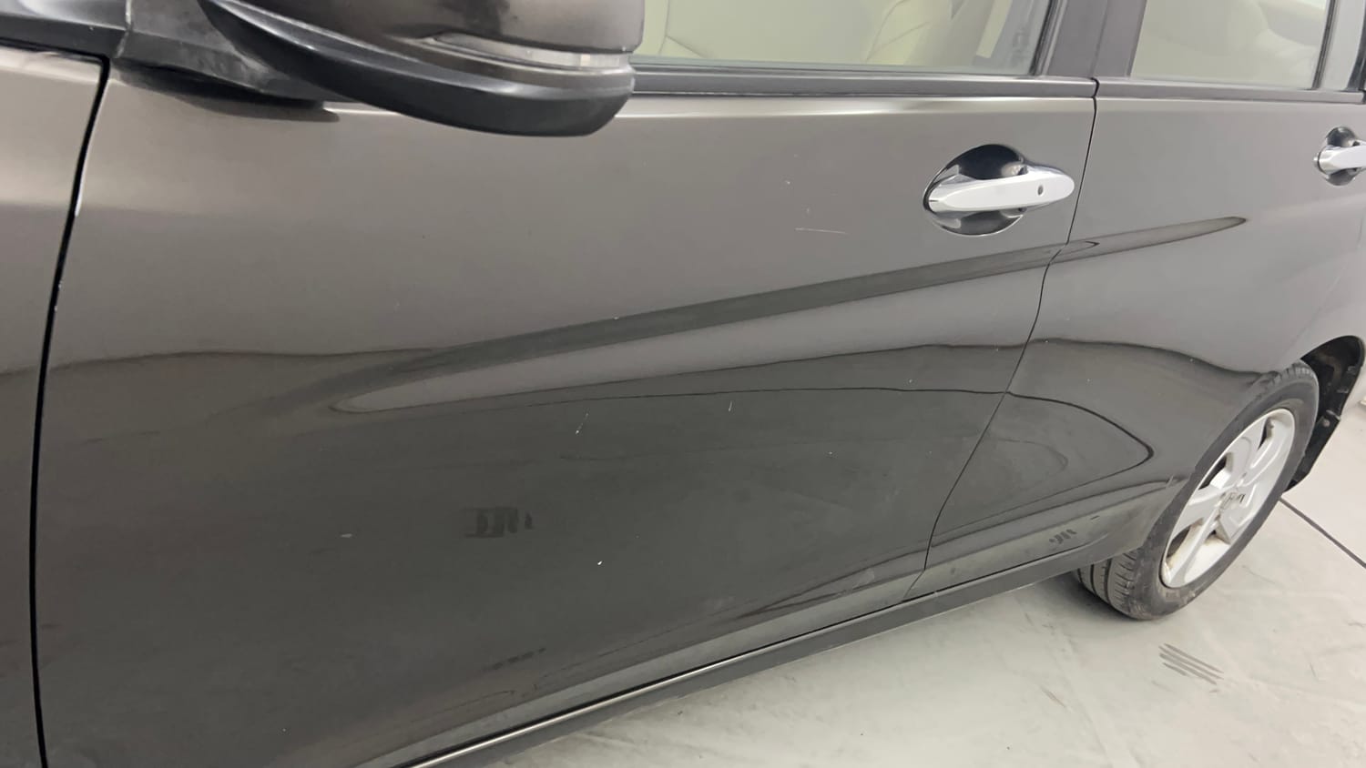 Used 2016 Honda City VX CVT Petrol Automatic dents MINOR SCRATCH
