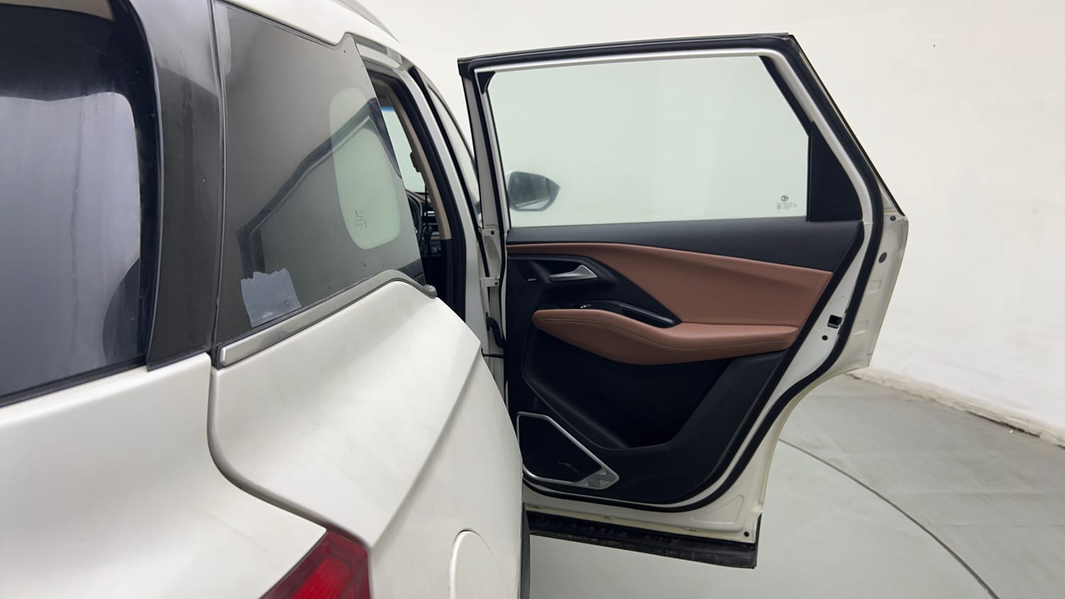 Used 2023 MG Motors Hector Plus Sharp Pro 2.0 Turbo Diesel 7 STR Diesel Manual interior RIGHT REAR DOOR OPEN VIEW
