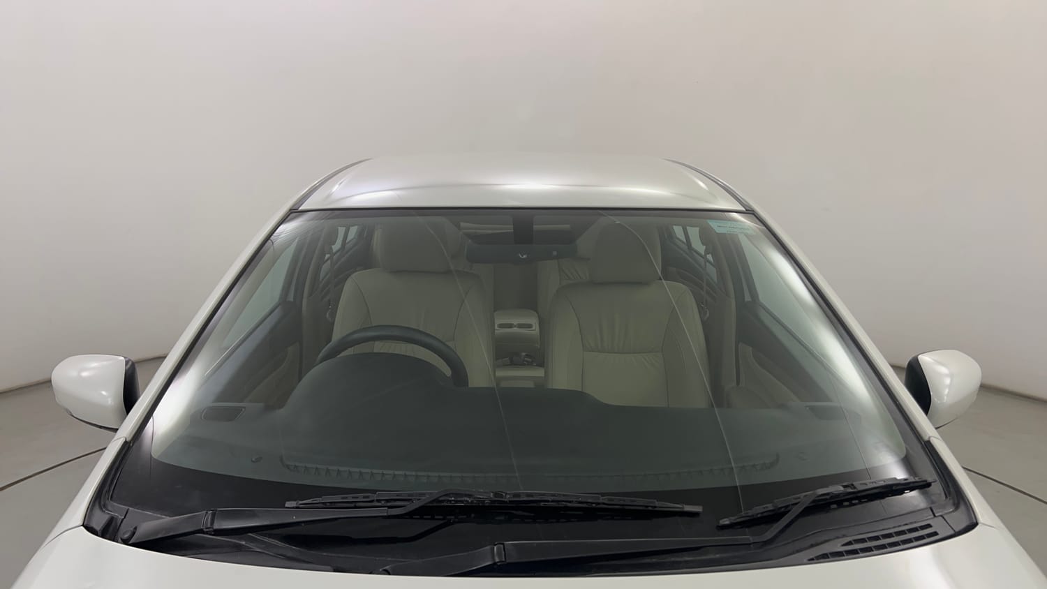 Used 2025 Maruti Suzuki Ciaz Alpha 1.5 AT Petrol Automatic exterior FRONT WINDSHIELD VIEW
