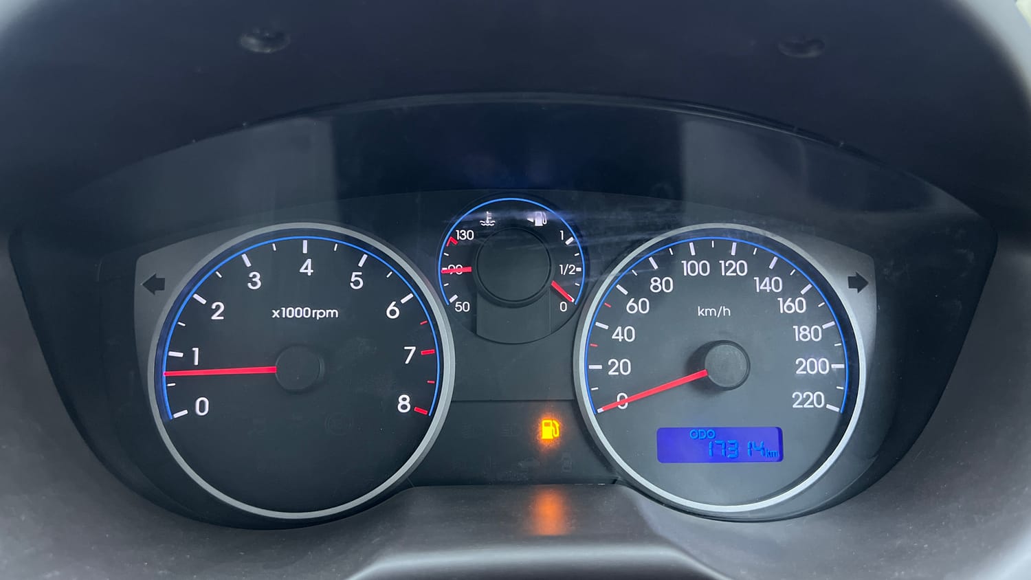 Used 2012 Hyundai i20 Magna 1.2 Petrol Manual interior CLUSTERMETER VIEW