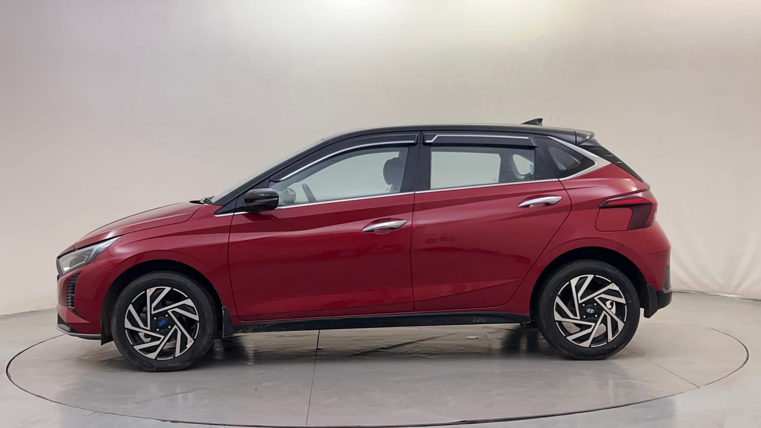 Used 2024 Hyundai New i20 Asta (O) 1.2 IVT Petrol Automatic exterior LEFT SIDE VIEW