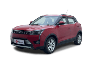 Used 2021 Mahindra XUV 300 1.5 W8 AMT Diesel Automatic Image