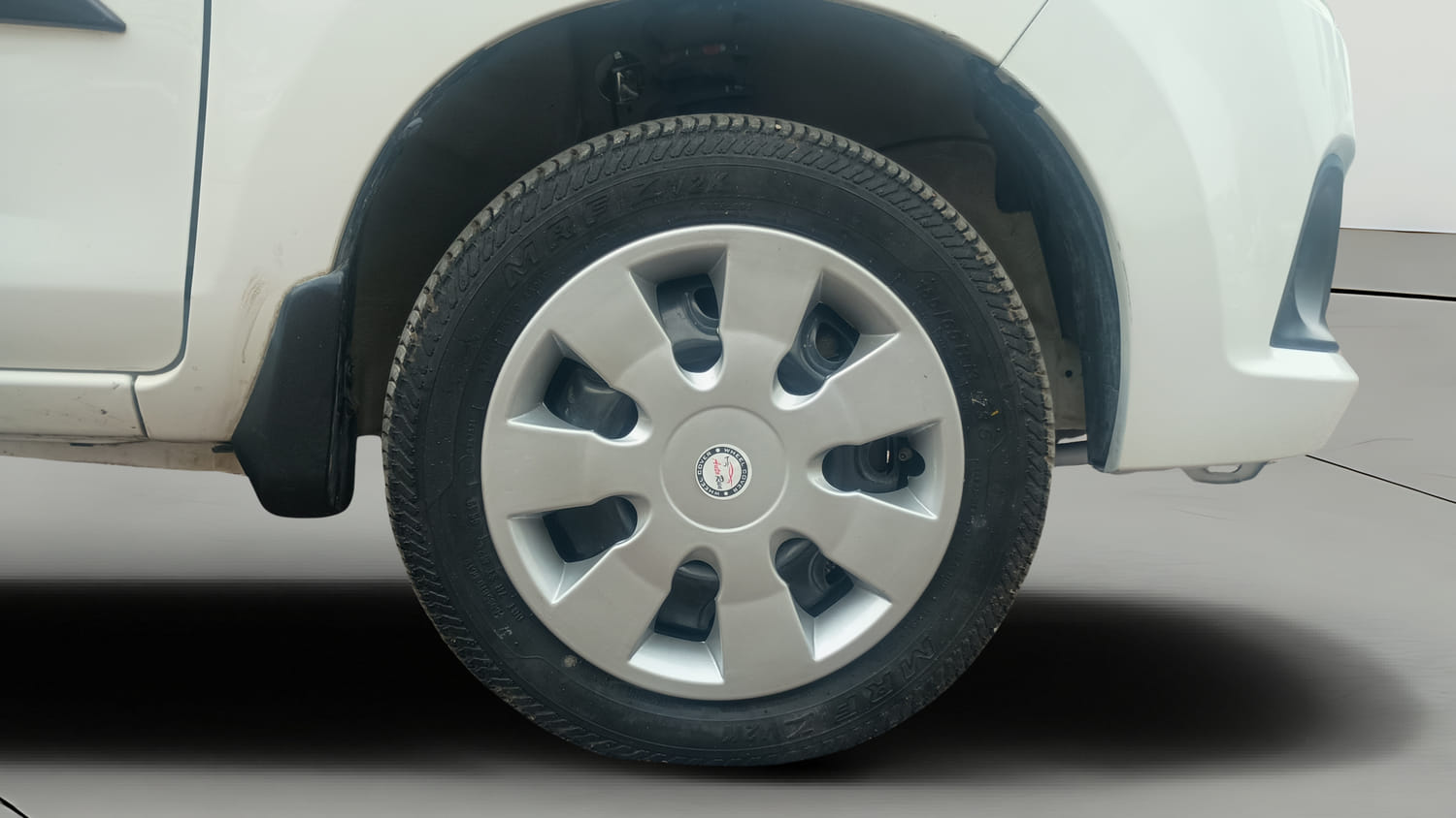 Used 2019 Maruti Suzuki Alto K10 VXi Petrol Manual tyres RIGHT FRONT TYRE RIM VIEW