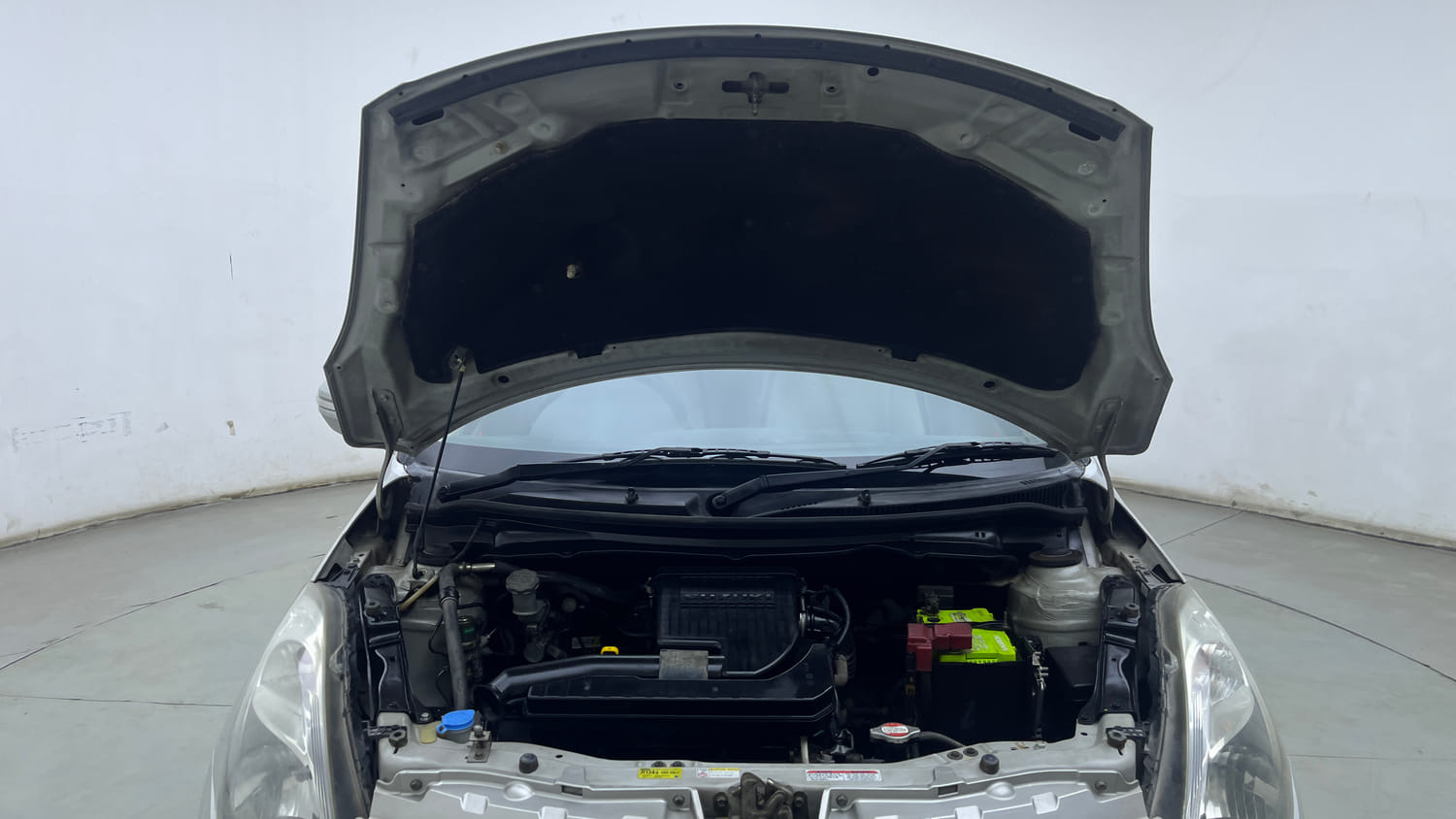 Used 2015 Maruti Suzuki Swift Dzire VXI Petrol Manual engine ENGINE & BONNET OPEN FRONT VIEW