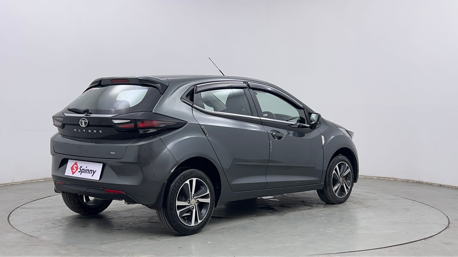 Used 2023 Tata Altroz XZA Petrol Petrol Automatic exterior RIGHT REAR CORNER VIEW