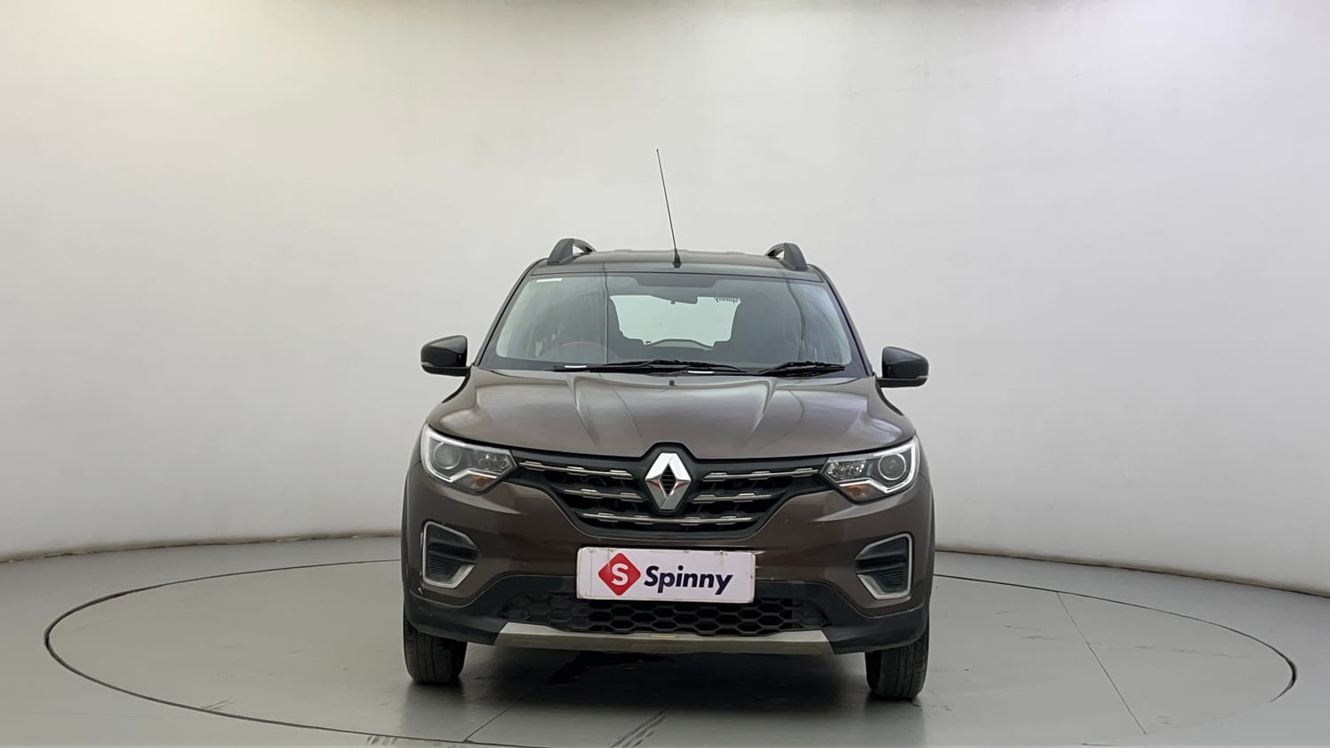 Used 2022 Renault Triber Limited Edition Petrol Manual exterior FRONT VIEW