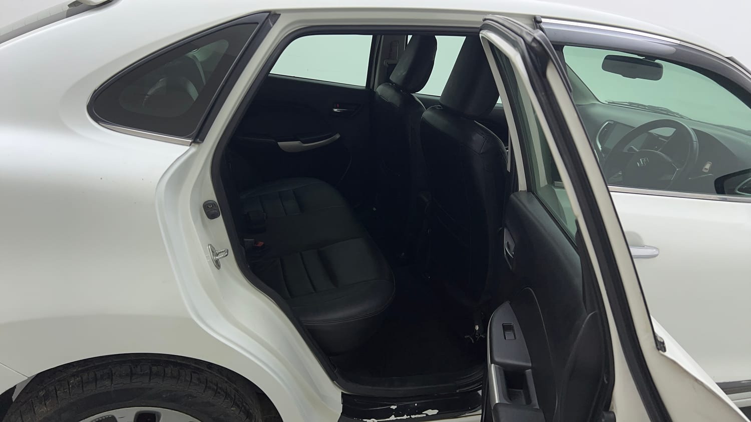 Used 2016 Maruti Suzuki Baleno Zeta 1.2 AT Petrol Automatic interior RIGHT SIDE REAR DOOR CABIN VIEW