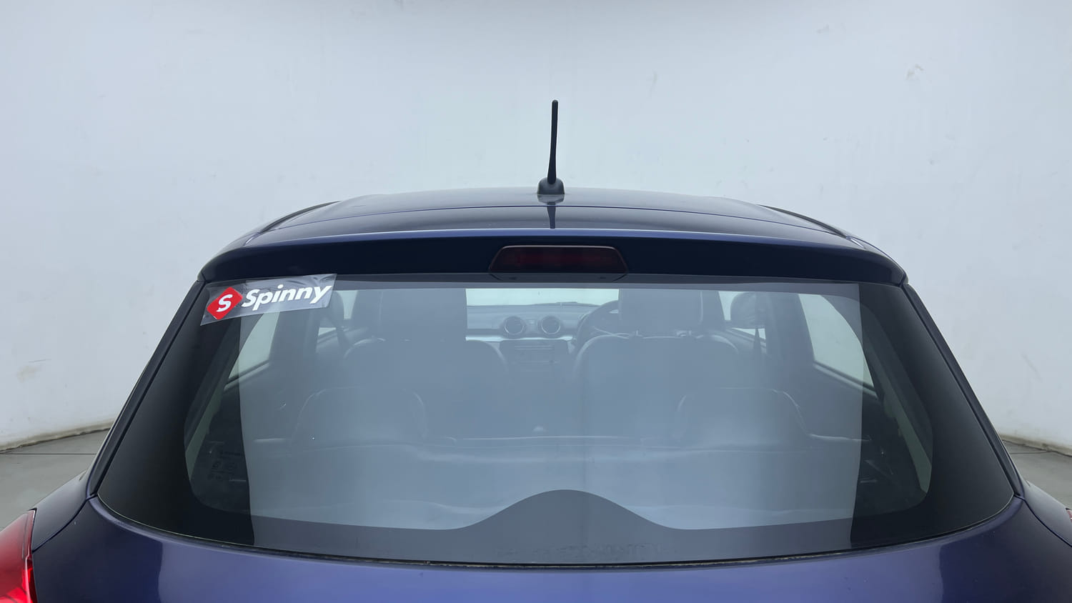 Used 2018 Maruti Suzuki Swift VXi AMT Petrol Automatic exterior BACK WINDSHIELD VIEW