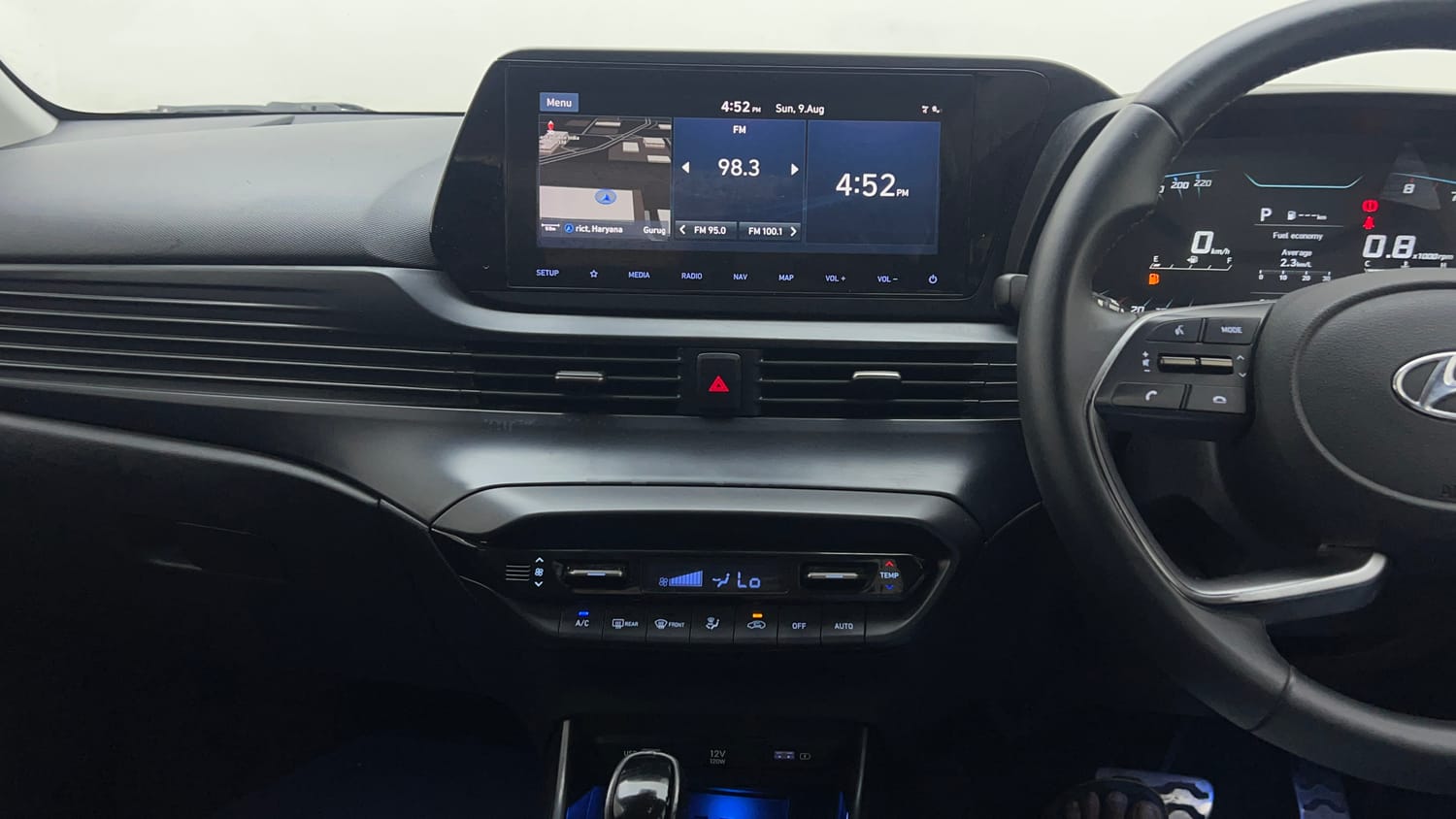 Used 2020 Hyundai New i20 Asta (O) 1.0 Turbo DCT Petrol Automatic interior MUSIC SYSTEM & AC CONTROL VIEW