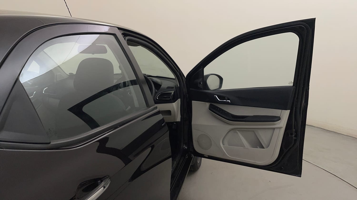 Used 2023 Tata Tiago XZ Plus Petrol Manual interior RIGHT FRONT DOOR OPEN VIEW