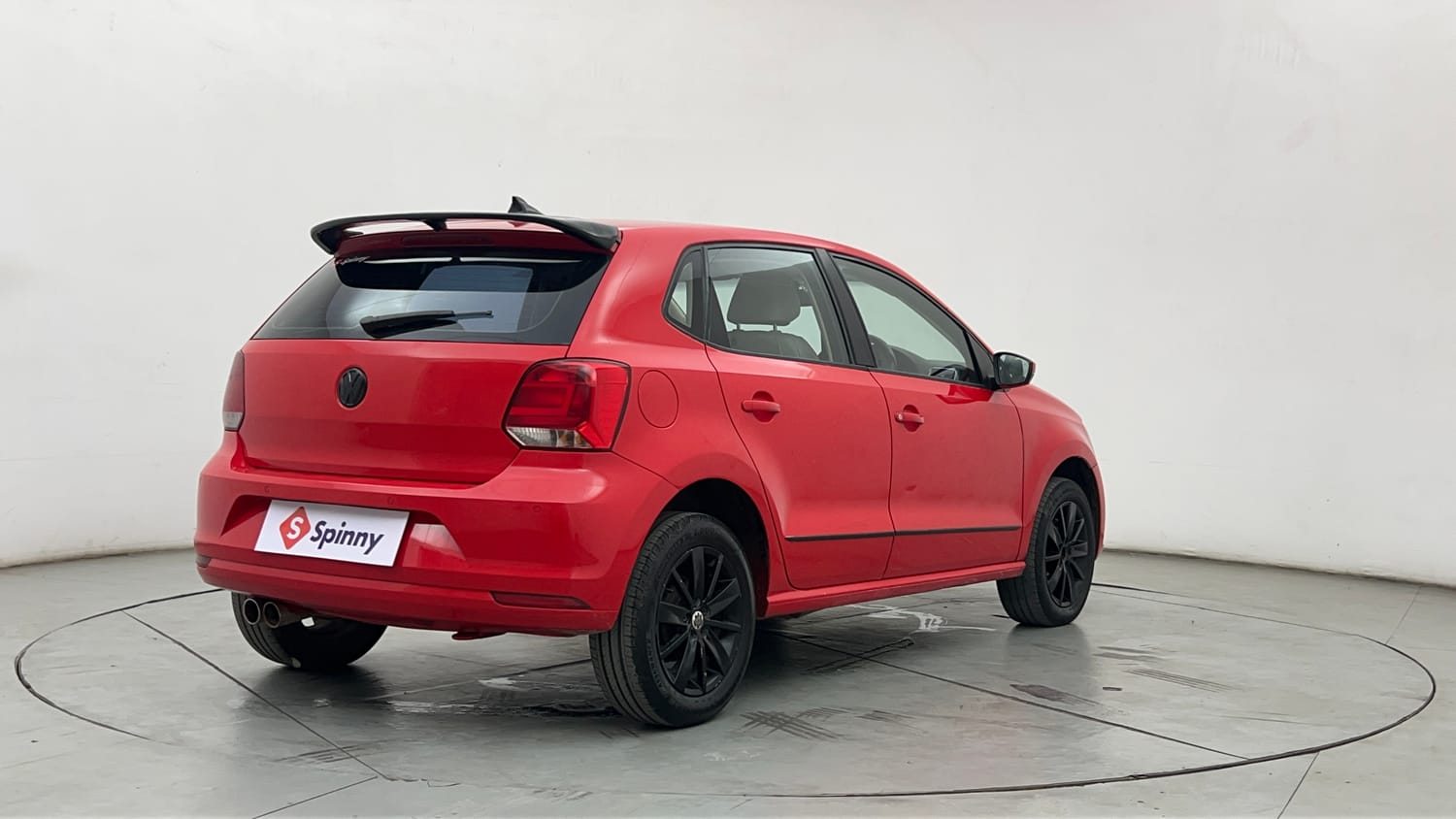 Used 2015 Volkswagen Polo Highline1.2L (P) Petrol Manual exterior RIGHT REAR CORNER VIEW