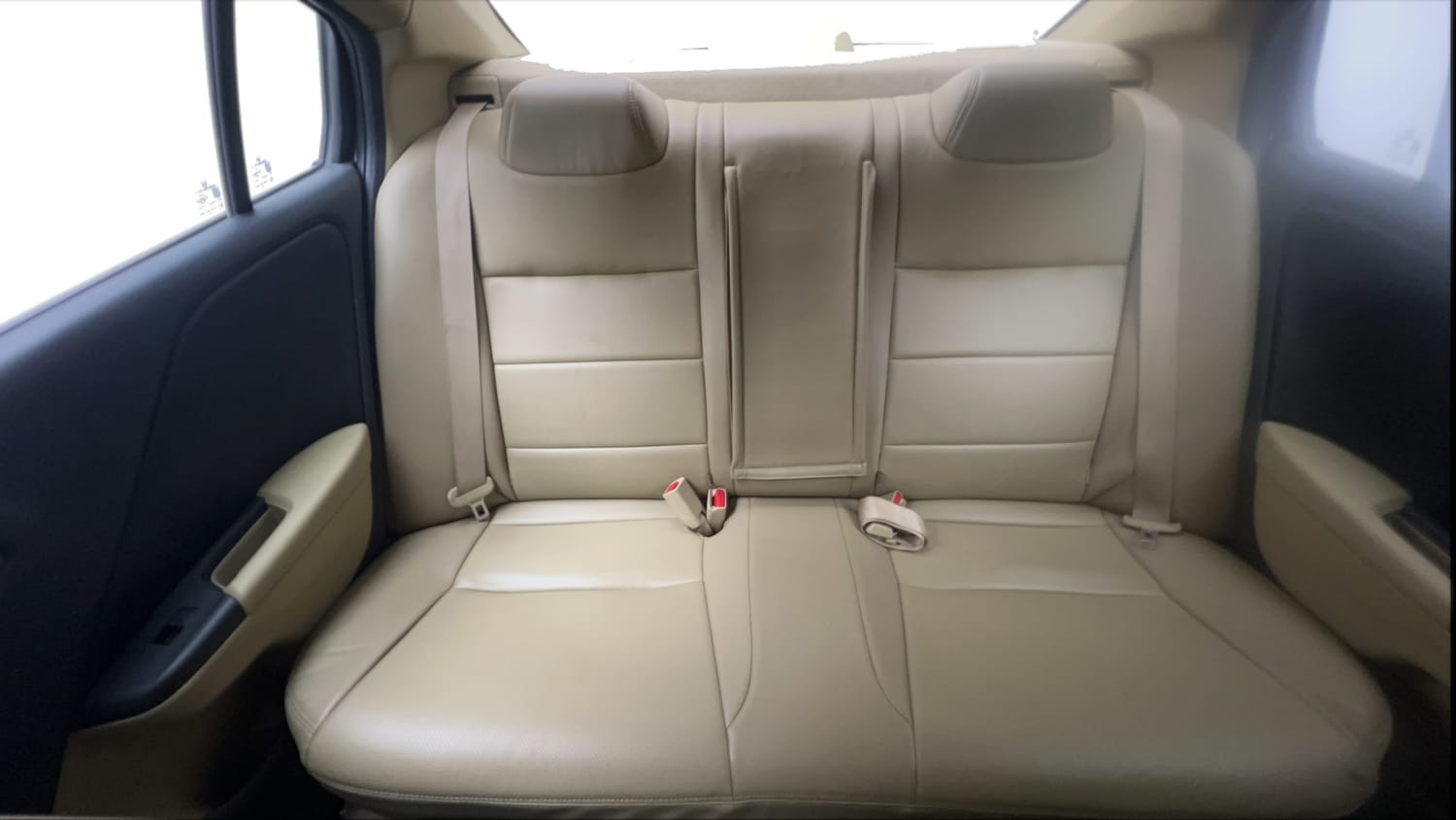 Used 2019 Honda City V Petrol Petrol Manual interior REAR SEAT CONDITION VIEW