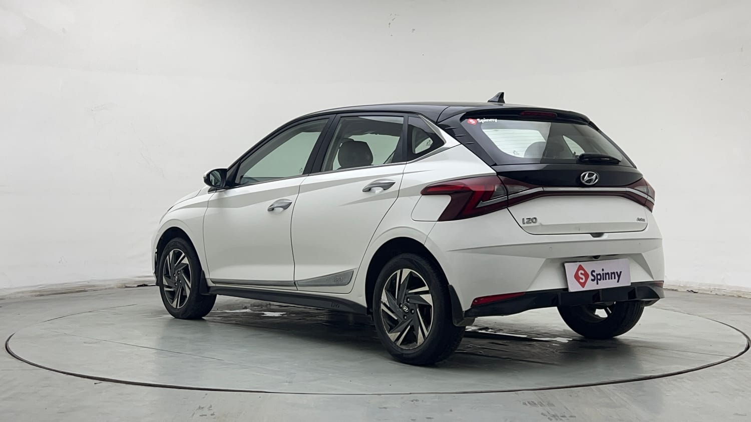 Used 2020 Hyundai New i20 Asta (O) 1.0 Turbo DCT Petrol Automatic exterior LEFT REAR CORNER VIEW