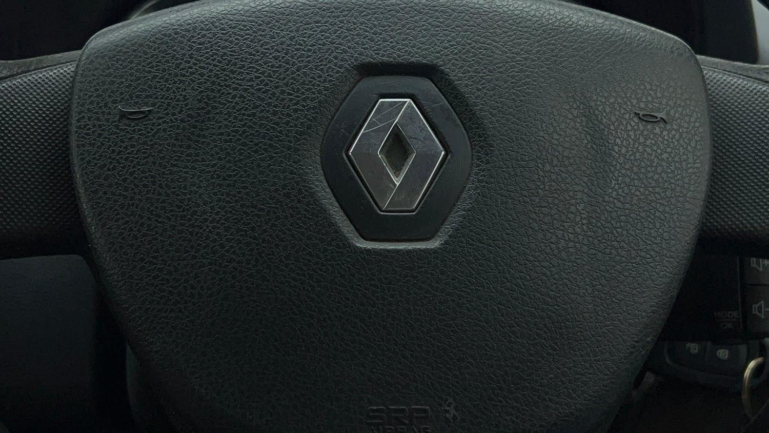 Used 2016 Renault Duster RXL Petrol Petrol Manual top_features Airbags