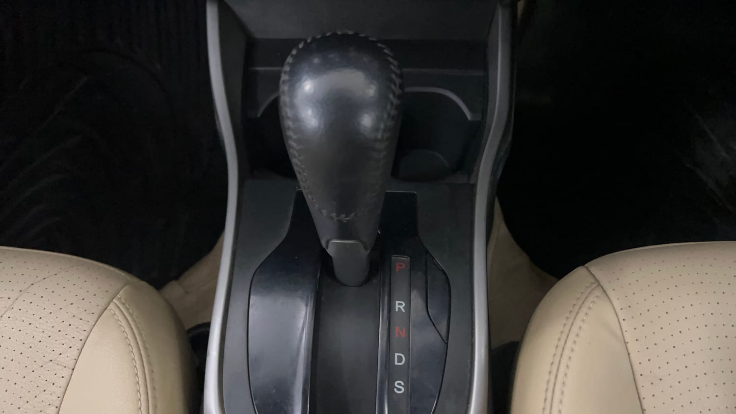 Used 2016 Honda City VX CVT Petrol Automatic interior GEAR  KNOB VIEW