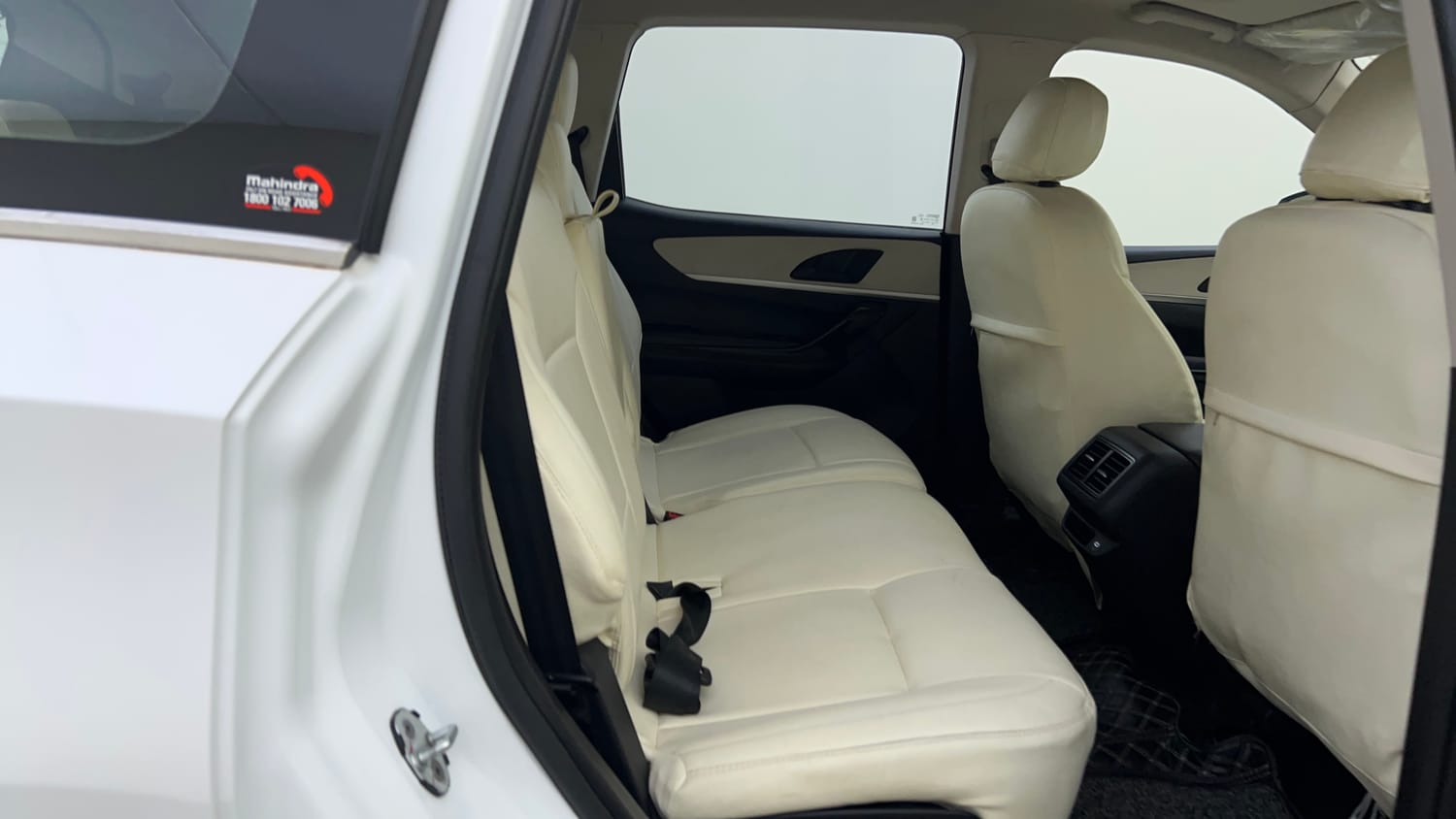 Used 2023 Mahindra XUV700 AX 5 Diesel AT 7 STR Diesel Automatic interior RIGHT SIDE REAR DOOR CABIN VIEW