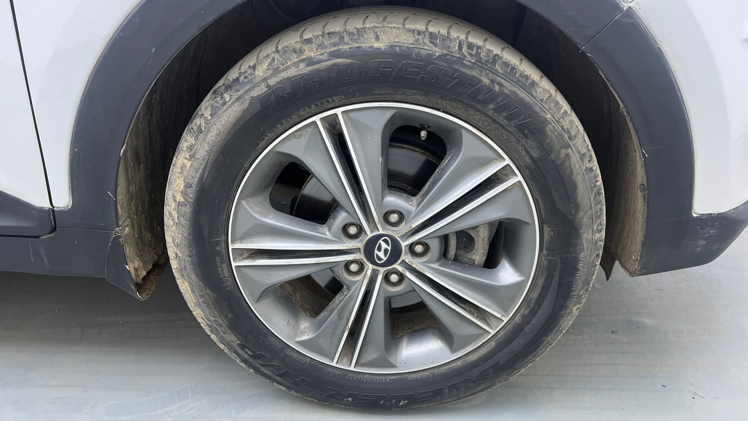 Used 2018 Hyundai Creta SX Plus 1.6 AT Petrol Petrol Automatic tyres RIGHT FRONT TYRE RIM VIEW