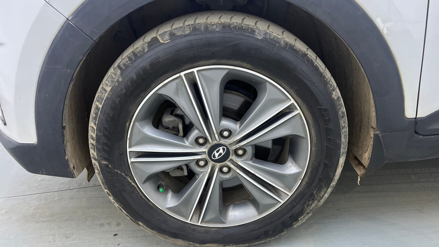 Used 2018 Hyundai Creta SX Plus 1.6 AT Petrol Petrol Automatic tyres LEFT FRONT TYRE RIM VIEW