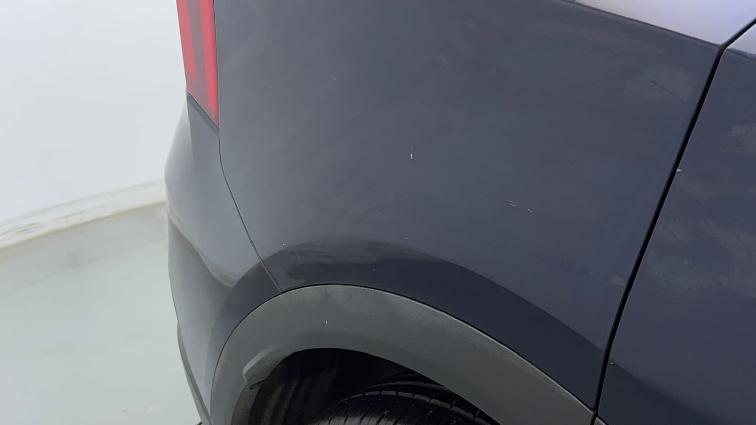 Used 2022 Mahindra XUV700 AX 7 Petrol MT 7 STR Petrol Manual dents MINOR SCRATCH