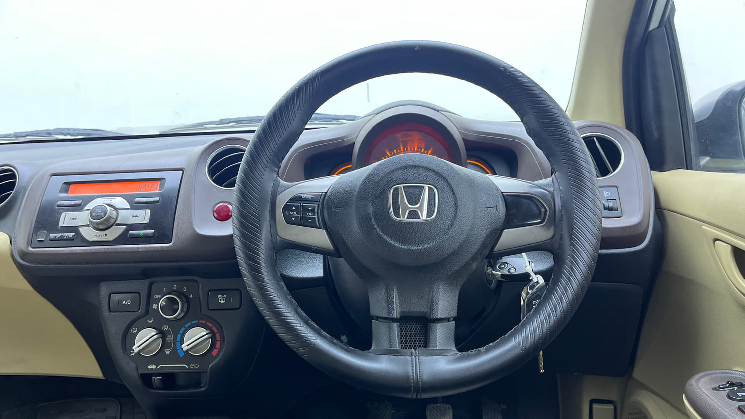 Used 2014 Honda Brio S MT Petrol Manual interior STEERING VIEW