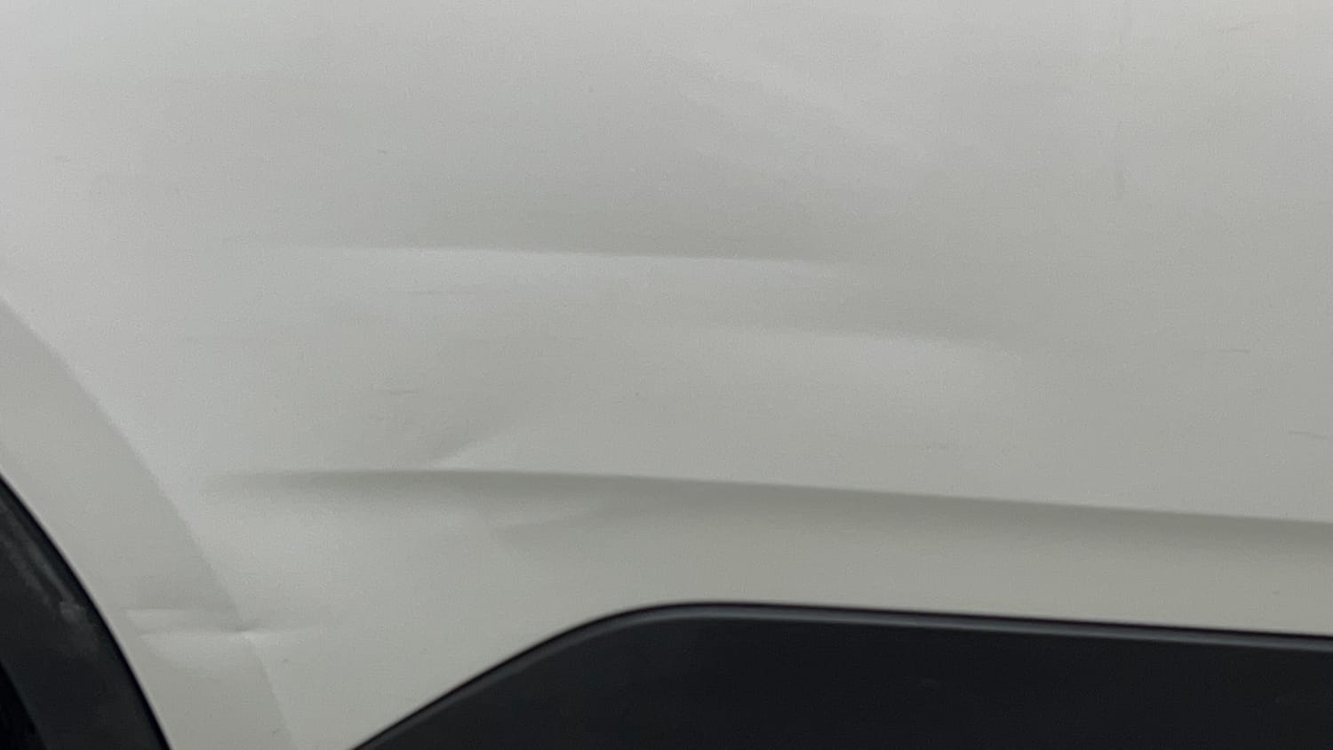 Used 2023 Hyundai Venue S (O) 1.2 Petrol Petrol Manual dents MINOR DENT
