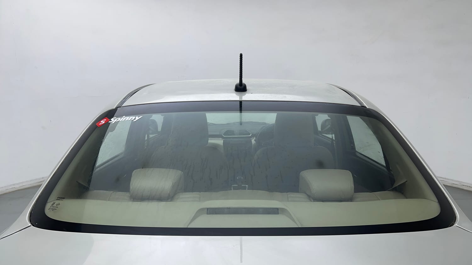Used 2017 Maruti Suzuki Dzire VXi AMT Petrol Automatic exterior BACK WINDSHIELD VIEW