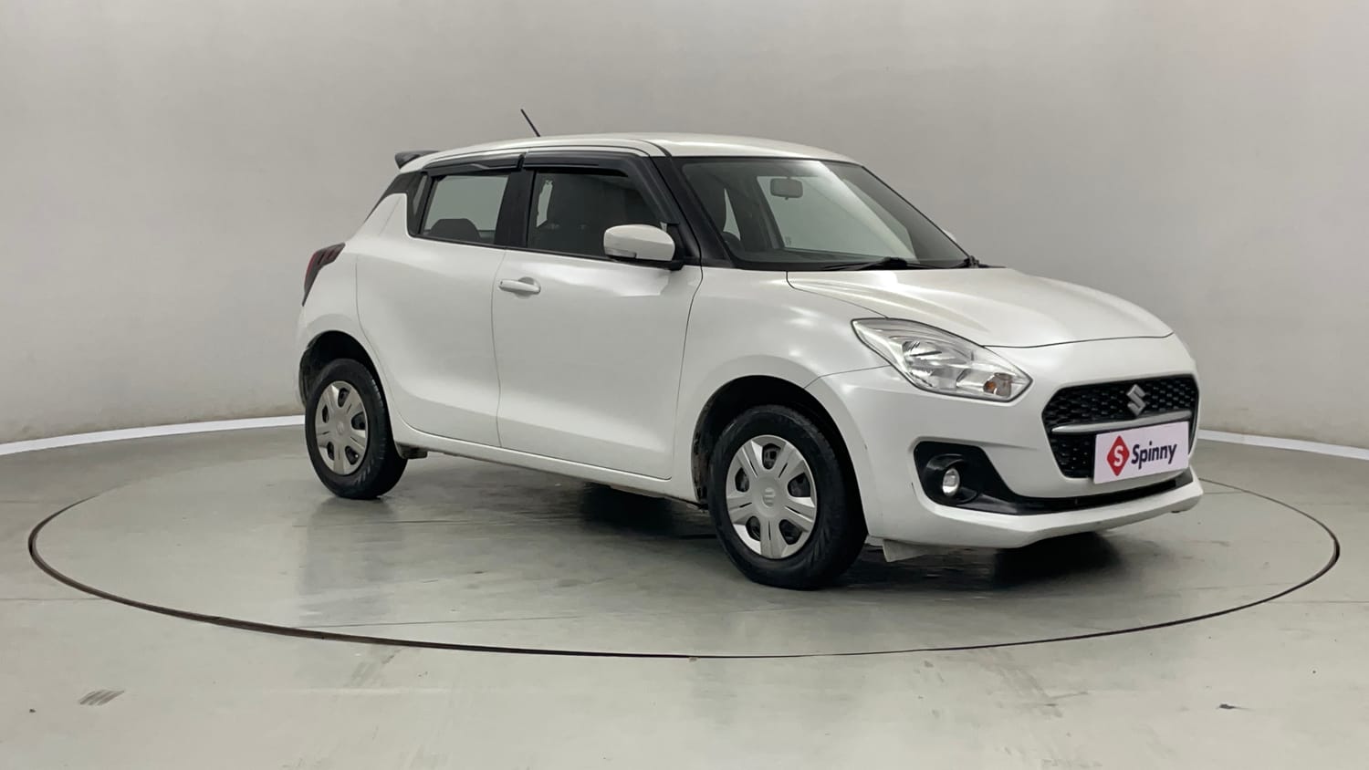 Used 2023 Maruti Suzuki Swift VXi Petrol Manual exterior RIGHT FRONT CORNER VIEW