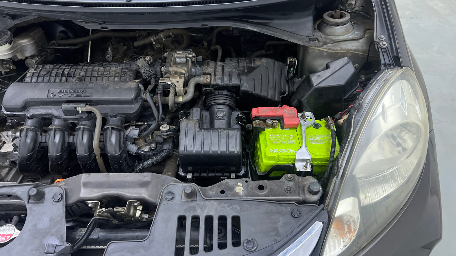 Used 2016 Honda Amaze 1.2 S i-VTEC Petrol Manual engine ENGINE LEFT SIDE VIEW