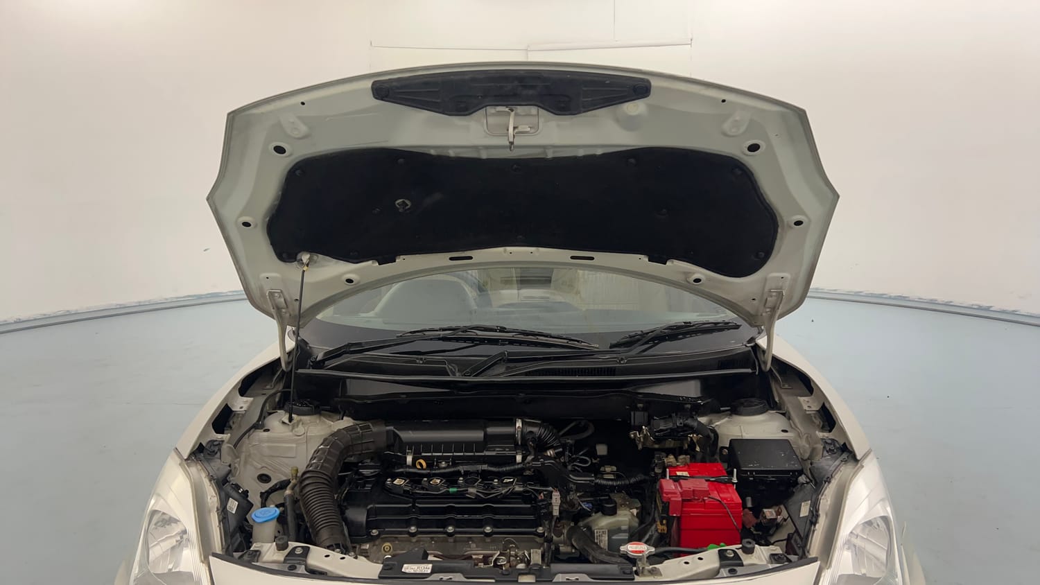 Used 2018 Maruti Suzuki Dzire VXi AMT Petrol Automatic engine ENGINE & BONNET OPEN FRONT VIEW