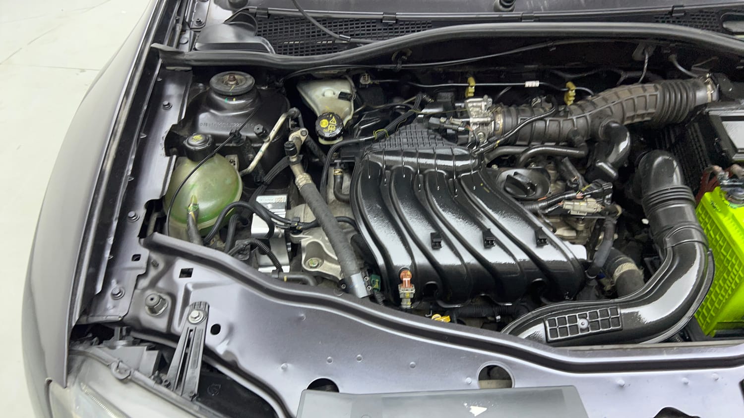Used 2018 Renault Duster RXS CVT Petrol Automatic engine ENGINE RIGHT SIDE VIEW