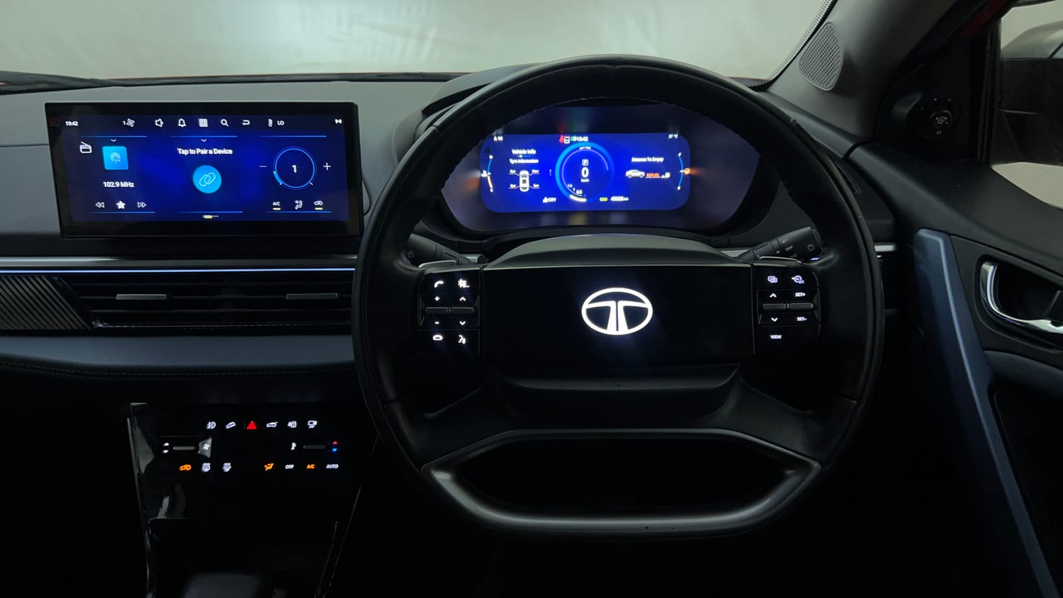 Used 2024 Tata Curvv Creative Plus S 1.2 Revotron Petrol 7DCA Petrol Automatic interior STEERING VIEW