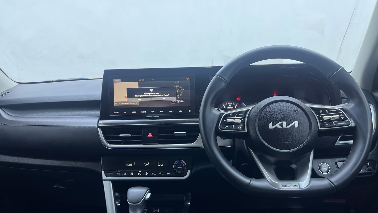 Used 2022 Kia Seltos X Line 1.4 DCT Petrol Automatic interior DASHBOARD VIEW