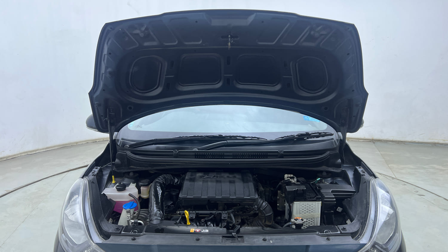 Used 2021 Hyundai Grand i10 Nios Sportz 1.2 Kappa VTVT Petrol Manual engine ENGINE & BONNET OPEN FRONT VIEW