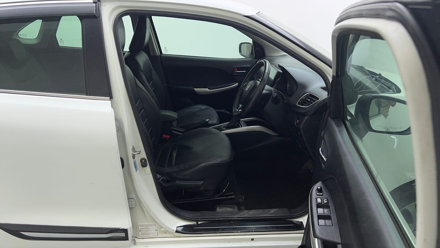 Used 2016 Maruti Suzuki Baleno Zeta 1.2 AT Petrol Automatic interior RIGHT SIDE FRONT DOOR CABIN VIEW