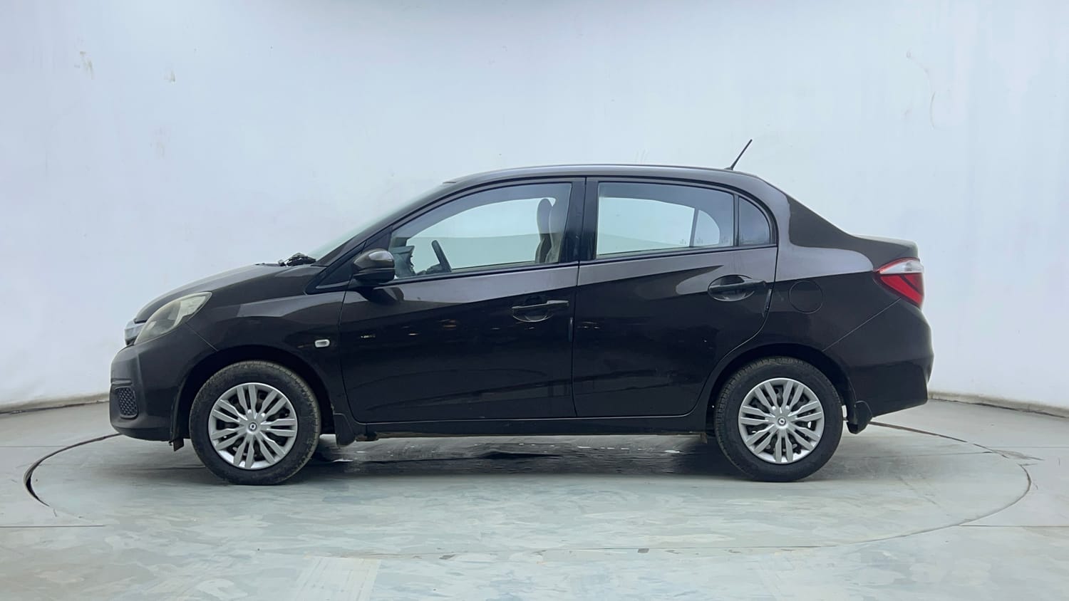 Used 2016 Honda Amaze 1.2 S i-VTEC Petrol Manual exterior LEFT SIDE VIEW
