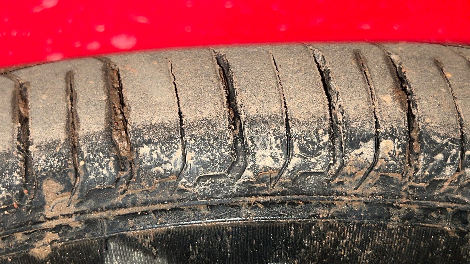 Used 2014 Hyundai Xcent SX 1.2 (O) Petrol Manual tyres RIGHT FRONT TYRE TREAD VIEW