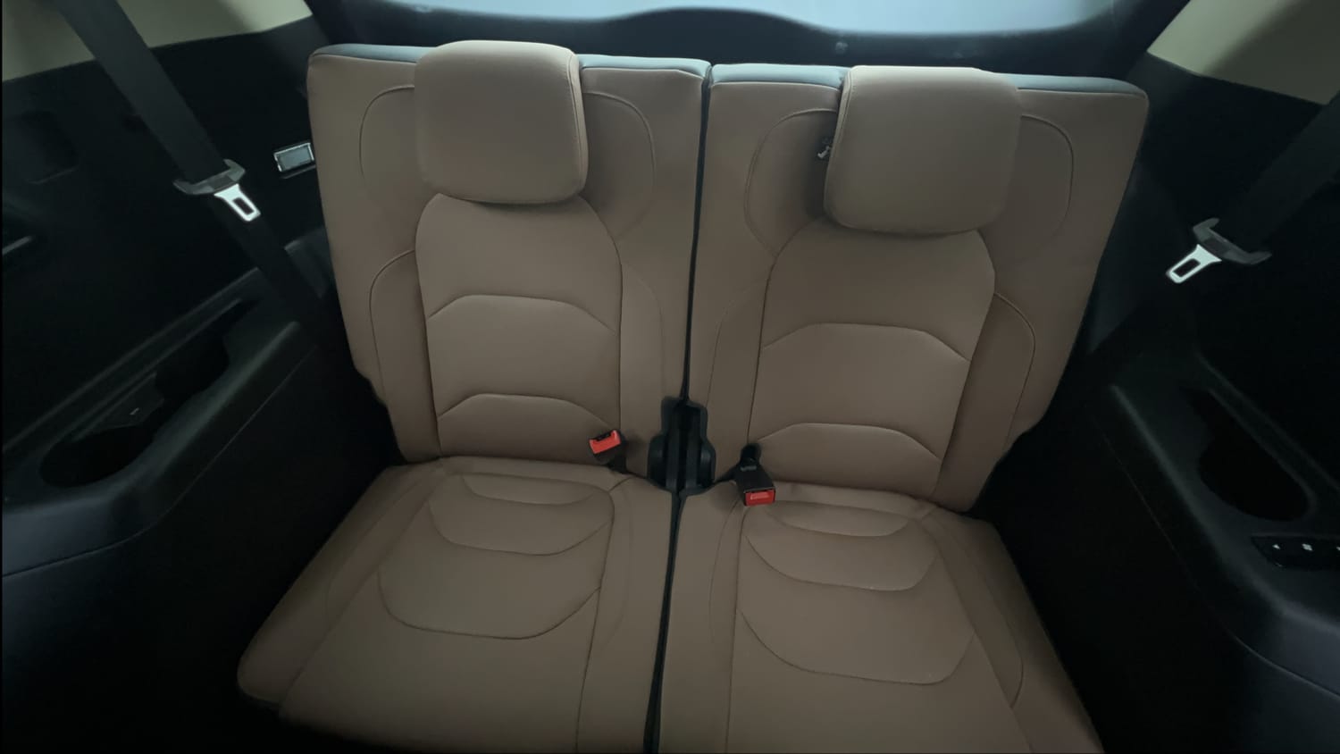 Used 2023 MG Motors Hector Plus Sharp Pro 2.0 Turbo Diesel 7 STR Diesel Manual interior THIRD ROW SEAT
