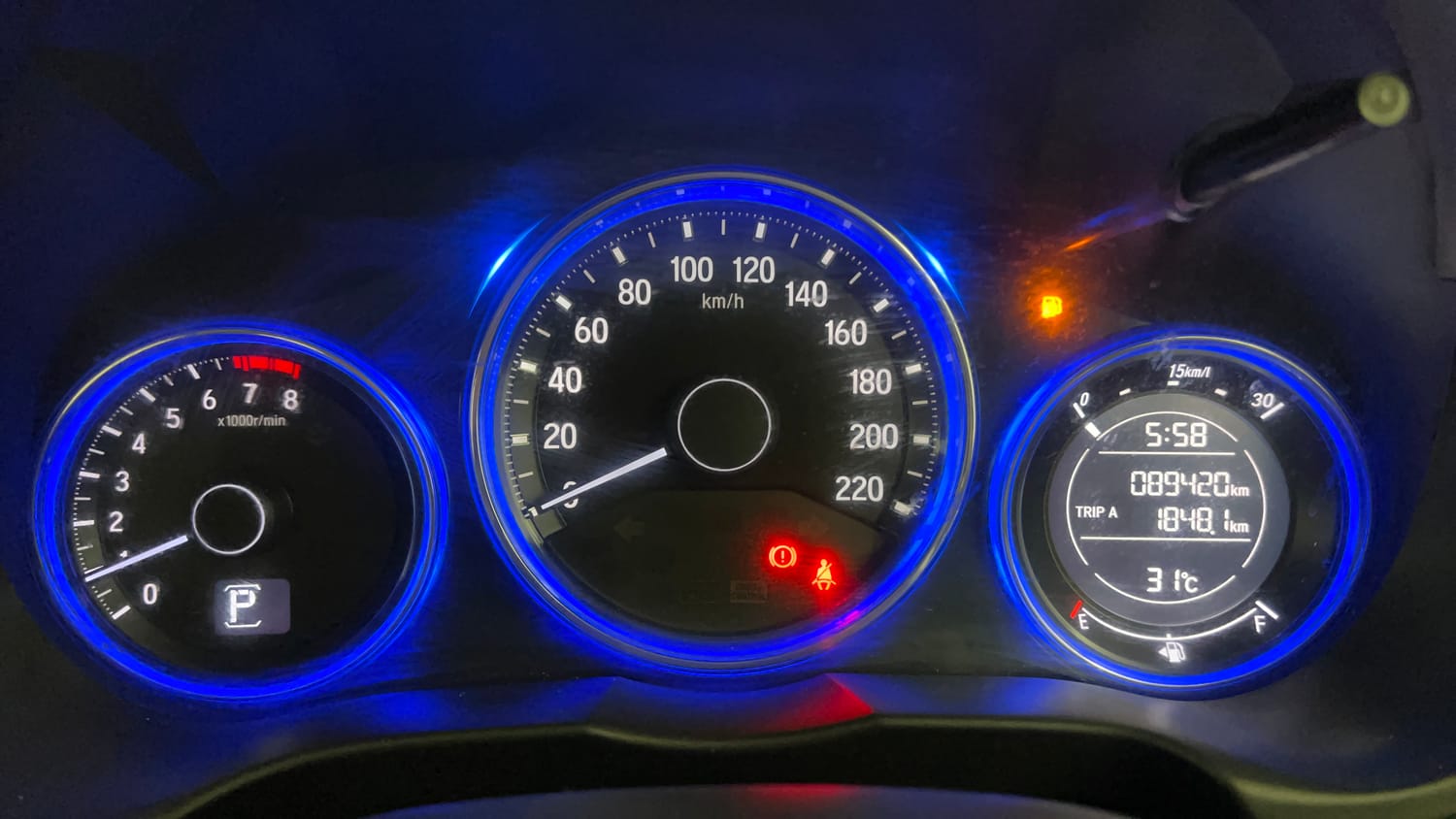 Used 2016 Honda City VX CVT Petrol Automatic interior CLUSTERMETER VIEW