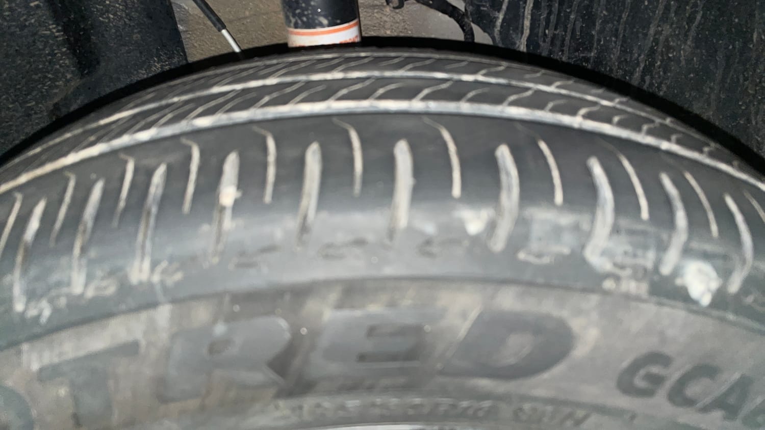 Used 2025 Tata Altroz Accomplished Plus S Petrol 6DCT Petrol Automatic tyres RIGHT FRONT TYRE TREAD VIEW