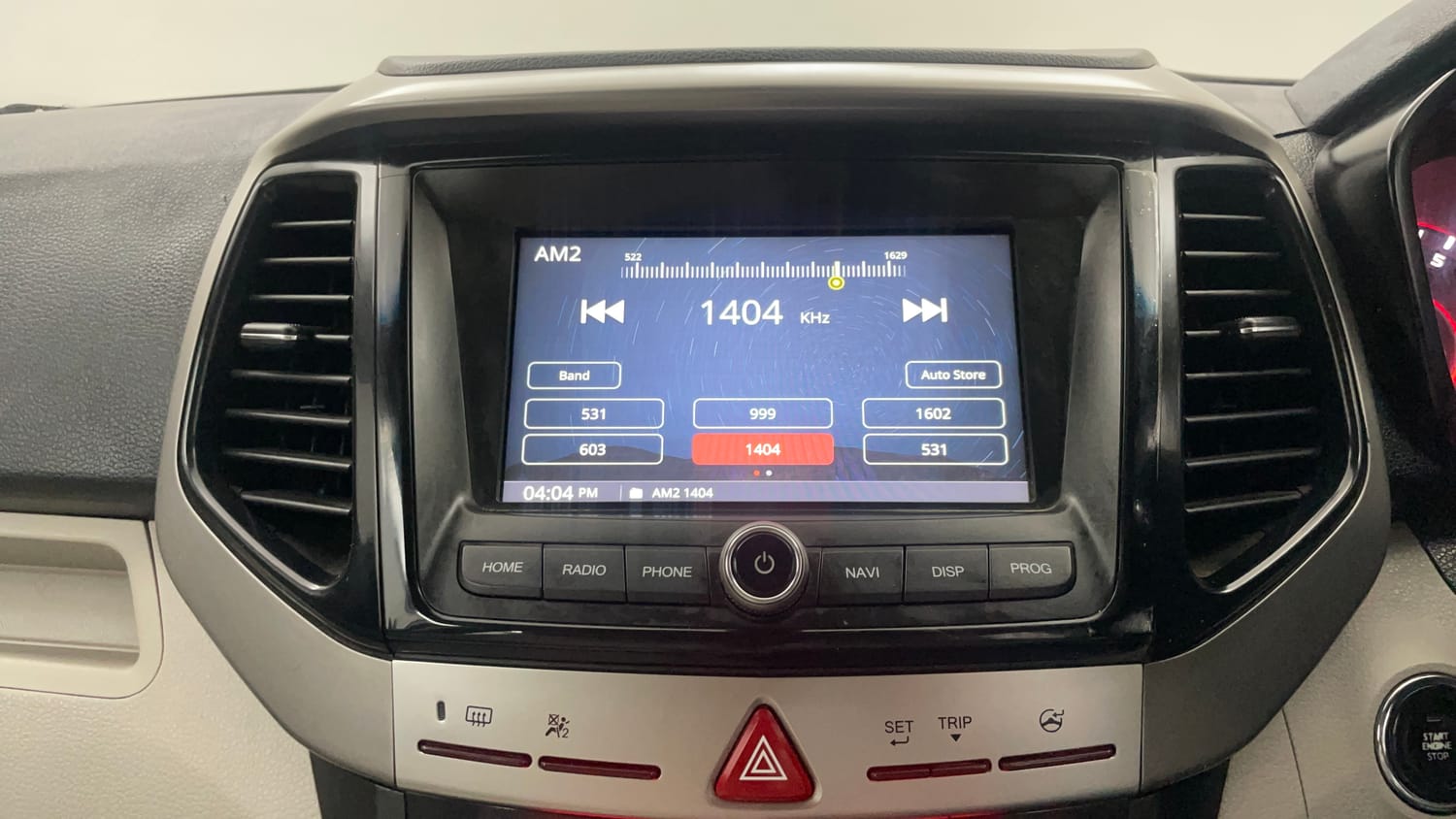 Used 2022 Mahindra XUV 300 W8 (O) 1.2 Petrol Petrol Manual interior MUSIC SYSTEM & AC CONTROL VIEW