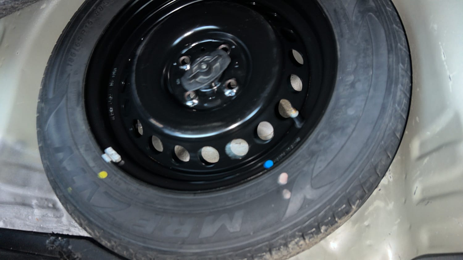 Used 2018 Maruti Suzuki Baleno Delta 1.2 Petrol Manual tyres SPARE TYRE VIEW