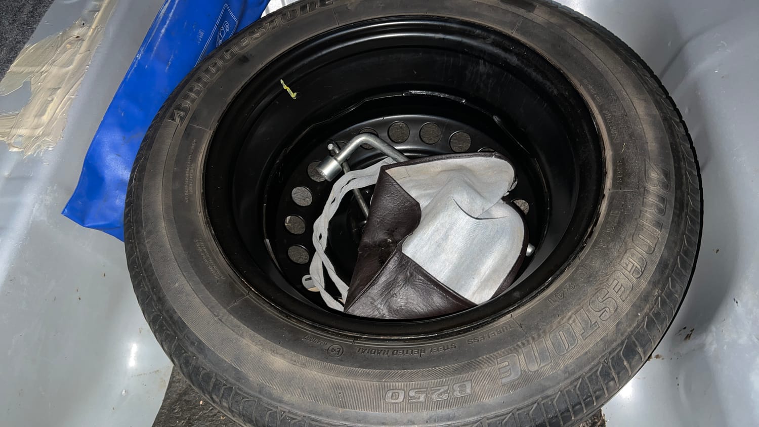 Used 2019 Honda City V Petrol Petrol Manual tyres SPARE TYRE VIEW