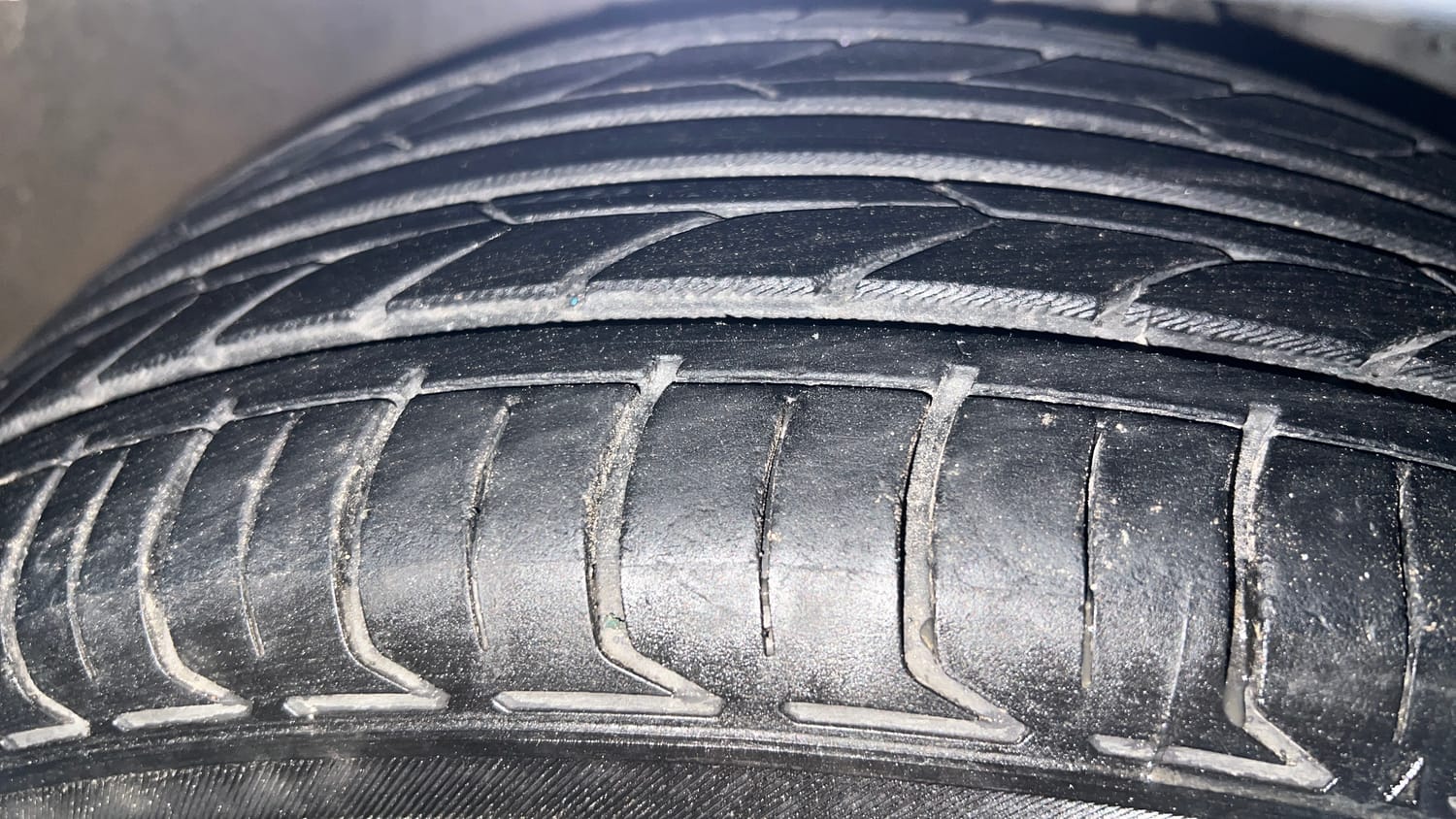 Used 2019 Honda City V Petrol Petrol Manual tyres RIGHT FRONT TYRE TREAD VIEW