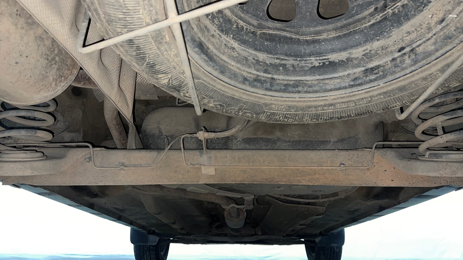 Used 2018 Renault Duster RXS CVT Petrol Automatic extra REAR UNDERBODY VIEW (TAKEN FROM REAR)