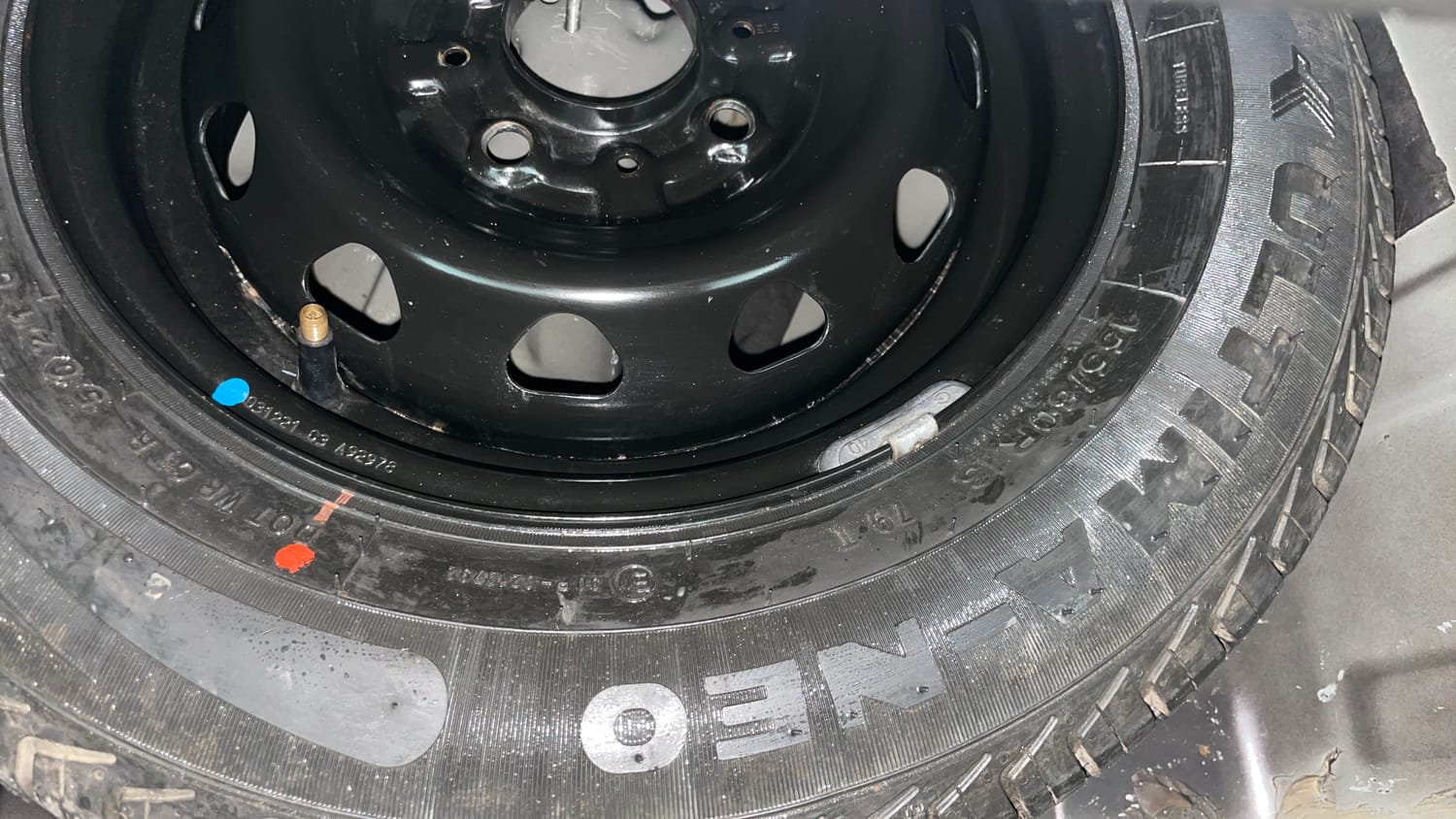 Used 2023 Tata Tiago XZ Plus CNG Cng Manual tyres SPARE TYRE VIEW