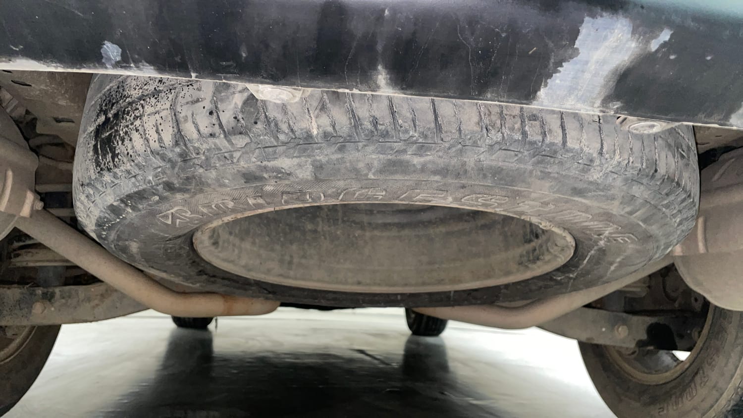Used 2018 Mahindra XUV500 W10 Diesel Manual tyres SPARE TYRE VIEW