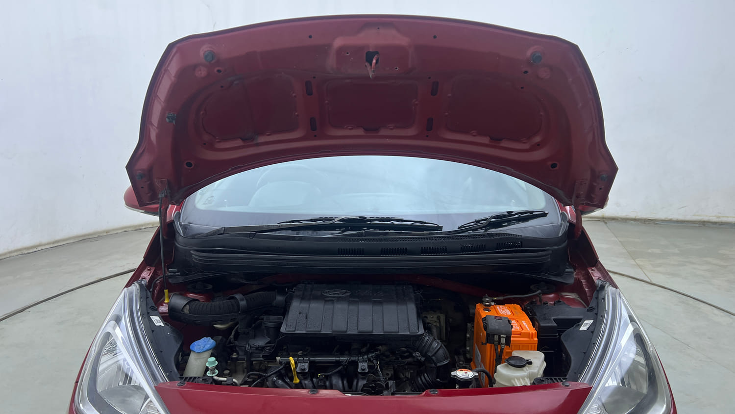 Used 2016 Hyundai Xcent SX 1.2 (O) Petrol Manual engine ENGINE & BONNET OPEN FRONT VIEW