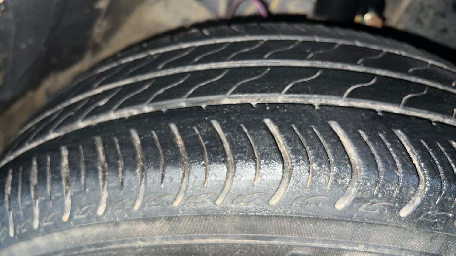 Used 2025 honda Amaze 2nd Generation VX 1.2 Petrol MT Petrol Manual tyres RIGHT FRONT TYRE TREAD VIEW